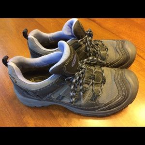Keen Hiking Boots 9